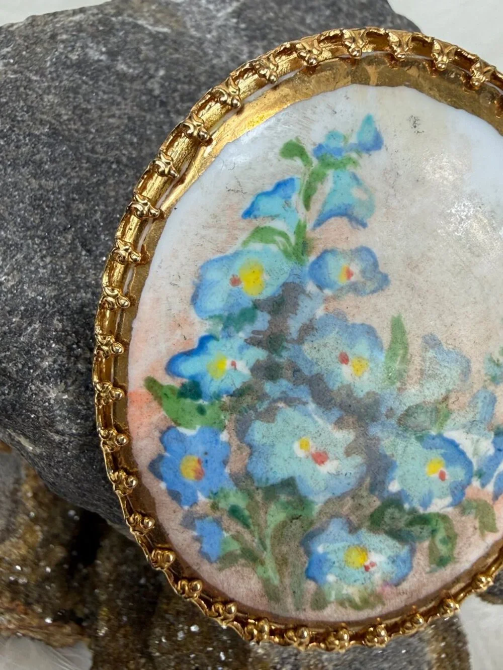 Vintage Hand Painted Porcelain Blue Forget-Me-Nots Flower Brooch 1.75
